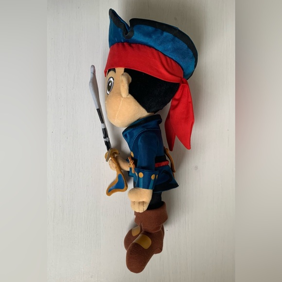 Disney Store Jake and the Neverland Pirates Plush Toy - Picture 6 of 8